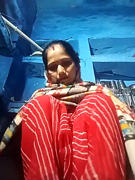 Jooli xx online show from November 22, 2025, 12:48 pm