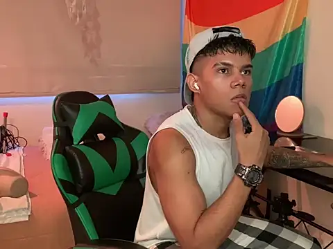 Jack castell online show from February 9, 2026, 11:14 pm