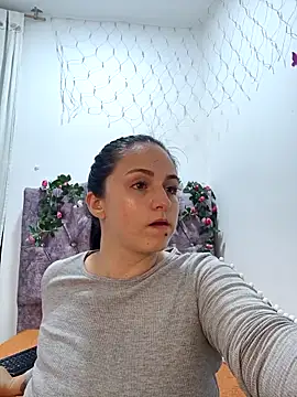 kate rosse02 online show from April 8, 2026, 2:57 am