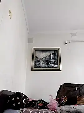 LiluLiluLilu online show from September 19, 2025, 6:17 am