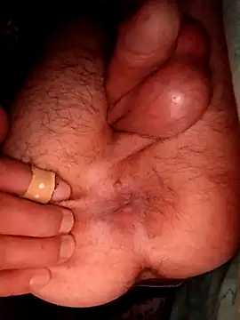 Snapshot of Meliwem12 chatting on April 5, 2026, 7:09 pm Meliwem12 online show from April 5, 2026, 7:09 pm