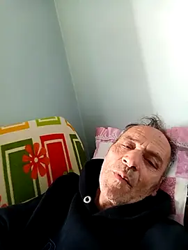 Snapshot of Meliwem12 chatting on March 6, 2026, 12:33 pm Meliwem12 online show from March 6, 2026, 12:33 pm