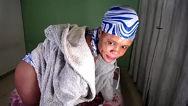 BendMeOverXX online show from December 14, 2025, 9:53 pm