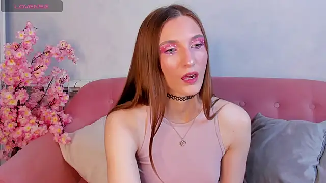 Alisha Green online show from September 22, 2025, 8:42 am