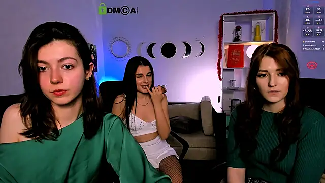 kitniss dreamy online show from April 7, 2026, 10:00 pm