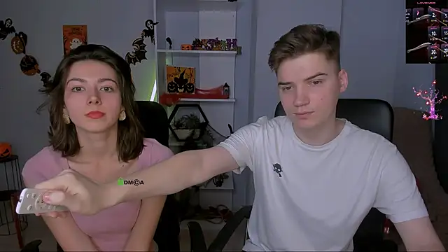 kitniss dreamy online show from October 29, 2025, 8:19 pm