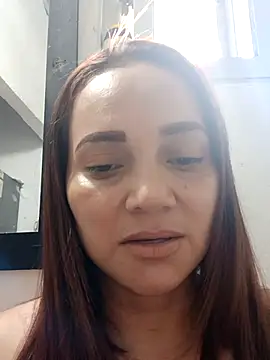 Amanda39 online show from November 9, 2025, 1:04 pm