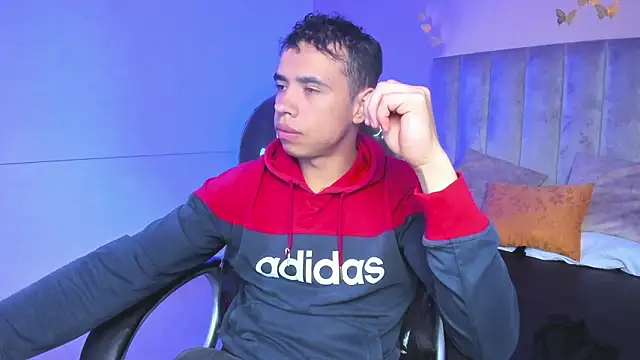 Muscle Scott online show from February 8, 2026, 2:37 pm