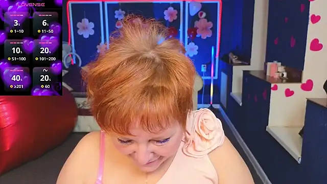 Kira Kenett online show from February 16, 2026, 6:34 am