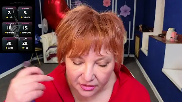 Snapshot of Kira_Kenett chatting on May 11, 2026, 4:26 pm Kira Kenett online show from May 11, 2026, 4:26 pm