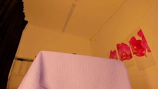 Gabby Haze online show from July 30, 2026, 1:05 am