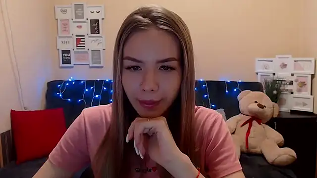 Snapshot of aSingleOne chatting on February 24, 2026, 7:20 am aSingleOne online show from February 24, 2026, 7:20 am