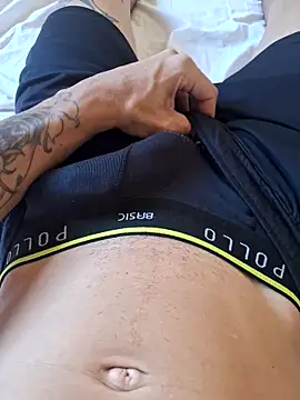 Snapshot of Skate012 chatting on March 23, 2026, 3:23 pm Skate012 online show from March 23, 2026, 3:23 pm