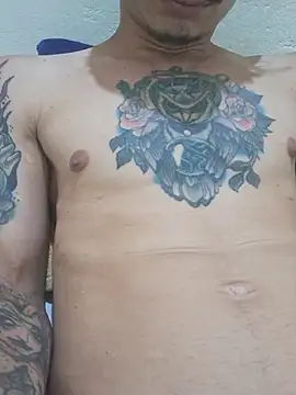 Snapshot of Skate012 chatting on March 5, 2026, 12:51 am Skate012 online show from March 5, 2026, 12:51 am