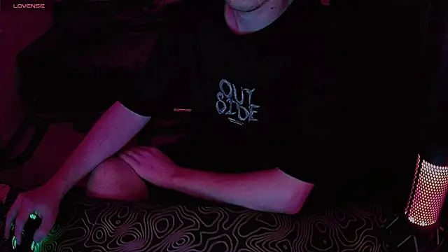 xXxHARDPORNxXx online show from May 27, 2026, 8:16 pm