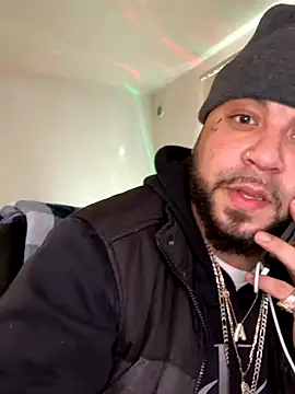 Brownroyal online show from October 7, 2025, 11:50 pm