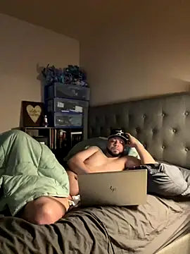 Brownroyal online show from November 19, 2025, 3:34 pm