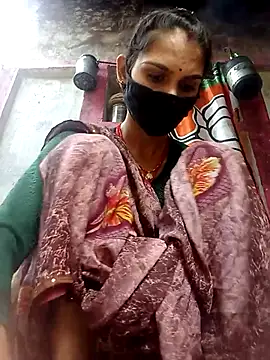 Snapshot of Nishaa_ji chatting on September 13, 2025, 11:43 am Nishaa ji online show from September 13, 2025, 11:43 am