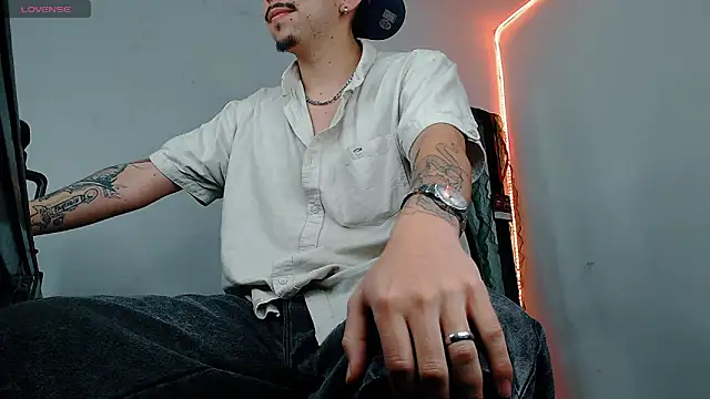 liamty luxor online show from February 6, 2026, 5:47 am