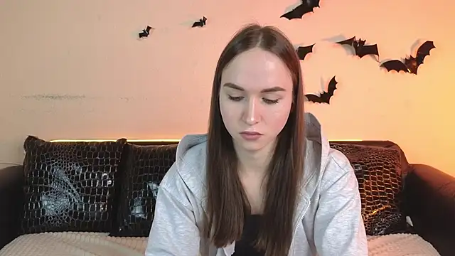 Angeel Kate online show from November 9, 2025, 6:17 am