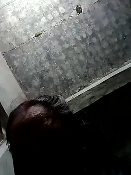 suhani sharmj online show from December 5, 2025, 3:43 pm