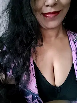 Snapshot of Deepa_Sharma143 chatting on October 16, 2025, 1:36 am Deepa Sharma143 online show from October 16, 2025, 1:36 am