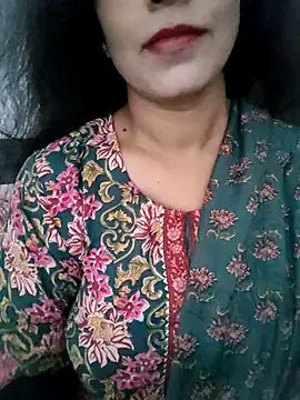 Snapshot of Deepa_Sharma143 chatting on September 15, 2025, 4:24 am Deepa Sharma143 online show from September 15, 2025, 4:24 am