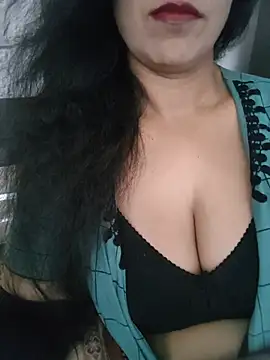 Deepa Sharma143 online show from May 22, 2026, 1:58 am