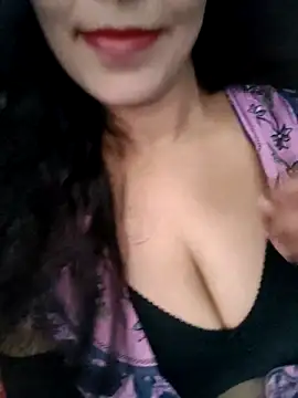 Snapshot of Deepa_Sharma143 chatting on October 5, 2025, 6:15 am Deepa Sharma143 online show from October 5, 2025, 6:15 am