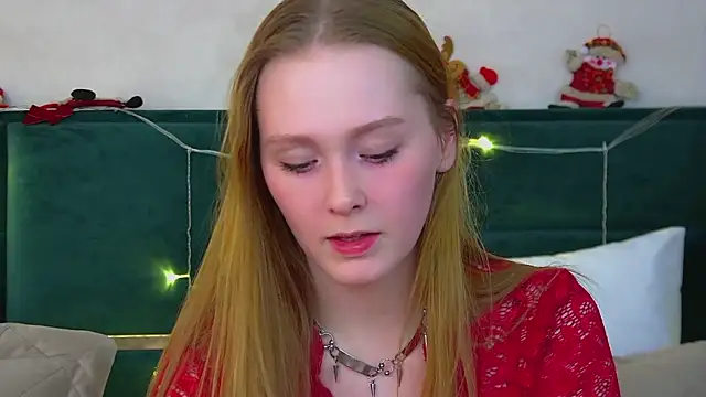 AgataFoxley online show from December 14, 2025, 6:13 pm