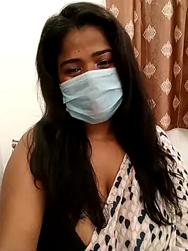 Snapshot of HAANNIAA chatting on January 12, 2026, 8:58 pm HAANNIAA online show from January 12, 2026, 8:58 pm