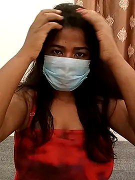 Snapshot of HAANNIAA chatting on January 11, 2026, 8:16 pm HAANNIAA online show from January 11, 2026, 8:16 pm