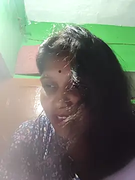 Hot radh82 online show from October 4, 2025, 4:52 pm