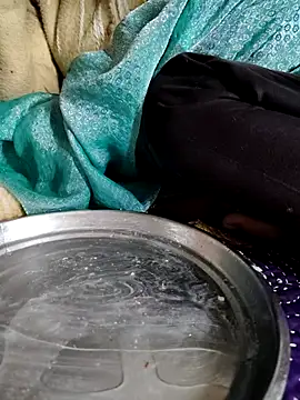 Hot lali 555 online show from November 28, 2025, 2:50 pm