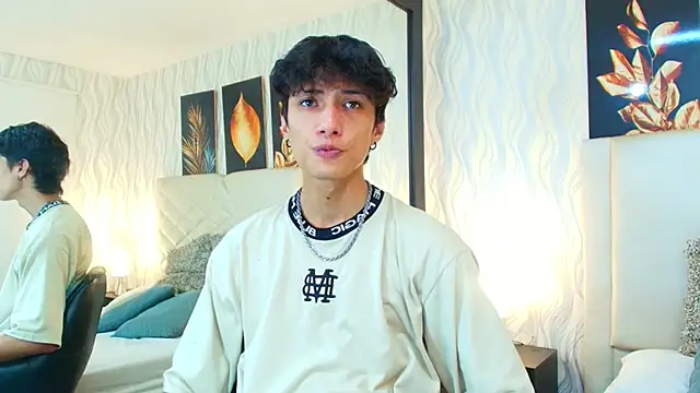 Lean Portman online show from November 19, 2025, 10:10 pm