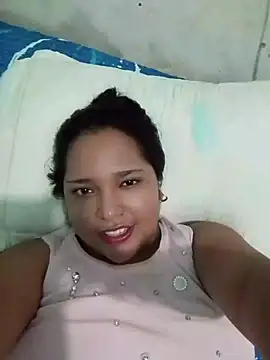 Snapshot of Angelly_ricura chatting on April 15, 2026, 7:58 pm Angelly ricura online show from April 15, 2026, 7:58 pm