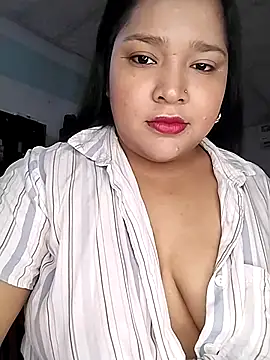 Angelly ricura online show from November 6, 2025, 1:59 pm