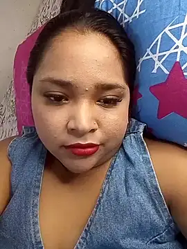 Snapshot of Angelly_ricura chatting on July 7, 2026, 5:38 pm Angelly ricura online show from July 7, 2026, 5:38 pm
