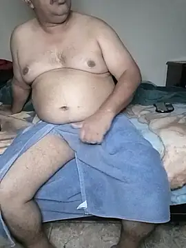 HomHot47 online show from November 12, 2025, 5:55 am