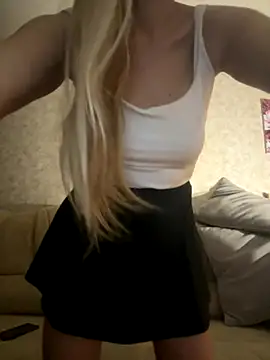 Nikihot   online show from October 29, 2025, 11:36 pm