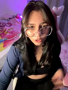 Angeldusttt online show from November 25, 2025, 5:57 pm