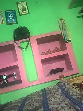 Shreyaaa 1 online show from October 31, 2025, 3:36 am