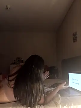 Venuxx online show from November 18, 2025, 3:21 am