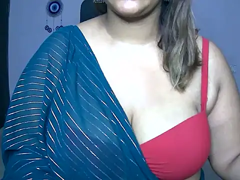 Snapshot of mrymlove chatting on September 11, 2025, 2:39 pm mrymlove online show from September 11, 2025, 2:39 pm