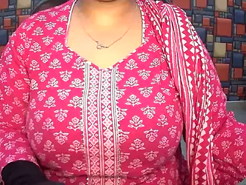 Snapshot of mrymlove chatting on April 4, 2026, 2:23 pm mrymlove online show from April 4, 2026, 2:23 pm