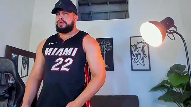 Justin kingX7 online show from June 1, 2026, 8:25 am