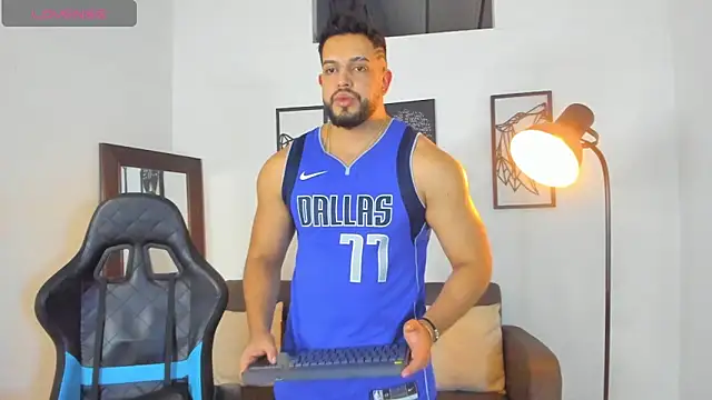 Justin kingX7 online show from November 20, 2025, 10:42 pm