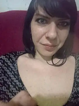 Snapshot of Lea9816 chatting on October 18, 2025, 8:11 pm Lea9816 online show from October 18, 2025, 8:11 pm