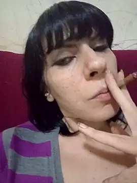 Snapshot of Lea9816 chatting on October 8, 2025, 8:27 am Lea9816 online show from October 8, 2025, 8:27 am