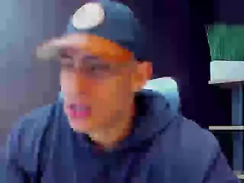 Snapshot of adrian_ray chatting on September 30, 2025, 12:05 am adrian ray online show from September 30, 2025, 12:05 am